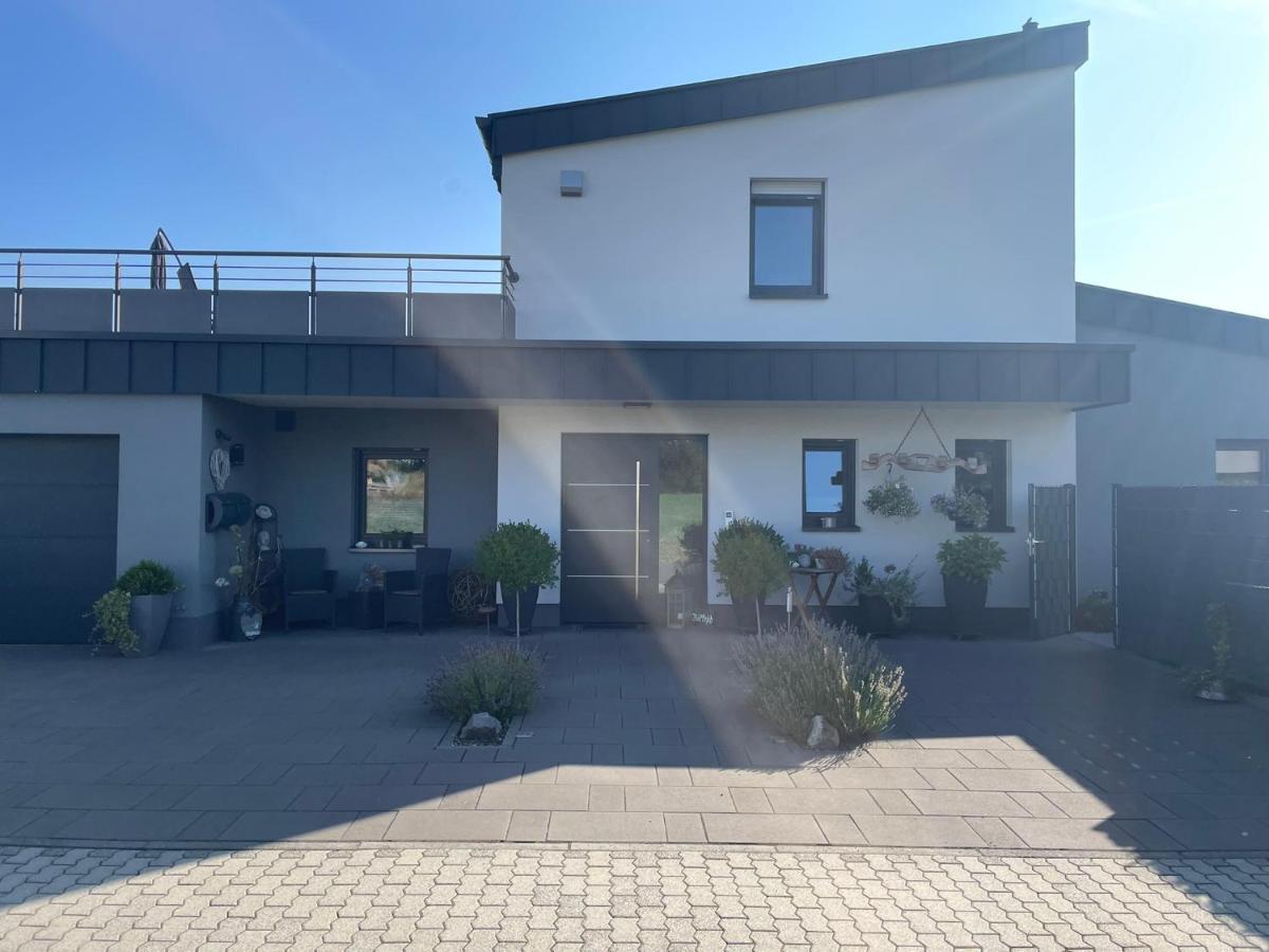 #Neu L Seeblick L Netflix L Boxspring L Nespresso L E-Tuer L Terrasse L 82M2 Ulmen Экстерьер фото