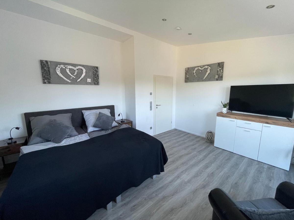#Neu L Seeblick L Netflix L Boxspring L Nespresso L E-Tuer L Terrasse L 82M2 Ulmen Экстерьер фото