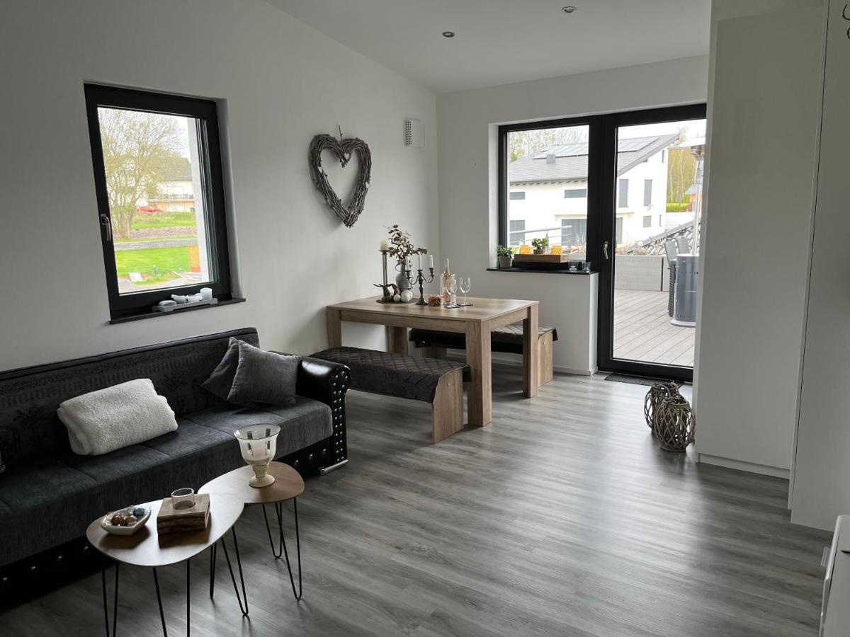 #Neu L Seeblick L Netflix L Boxspring L Nespresso L E-Tuer L Terrasse L 82M2 Ulmen Экстерьер фото